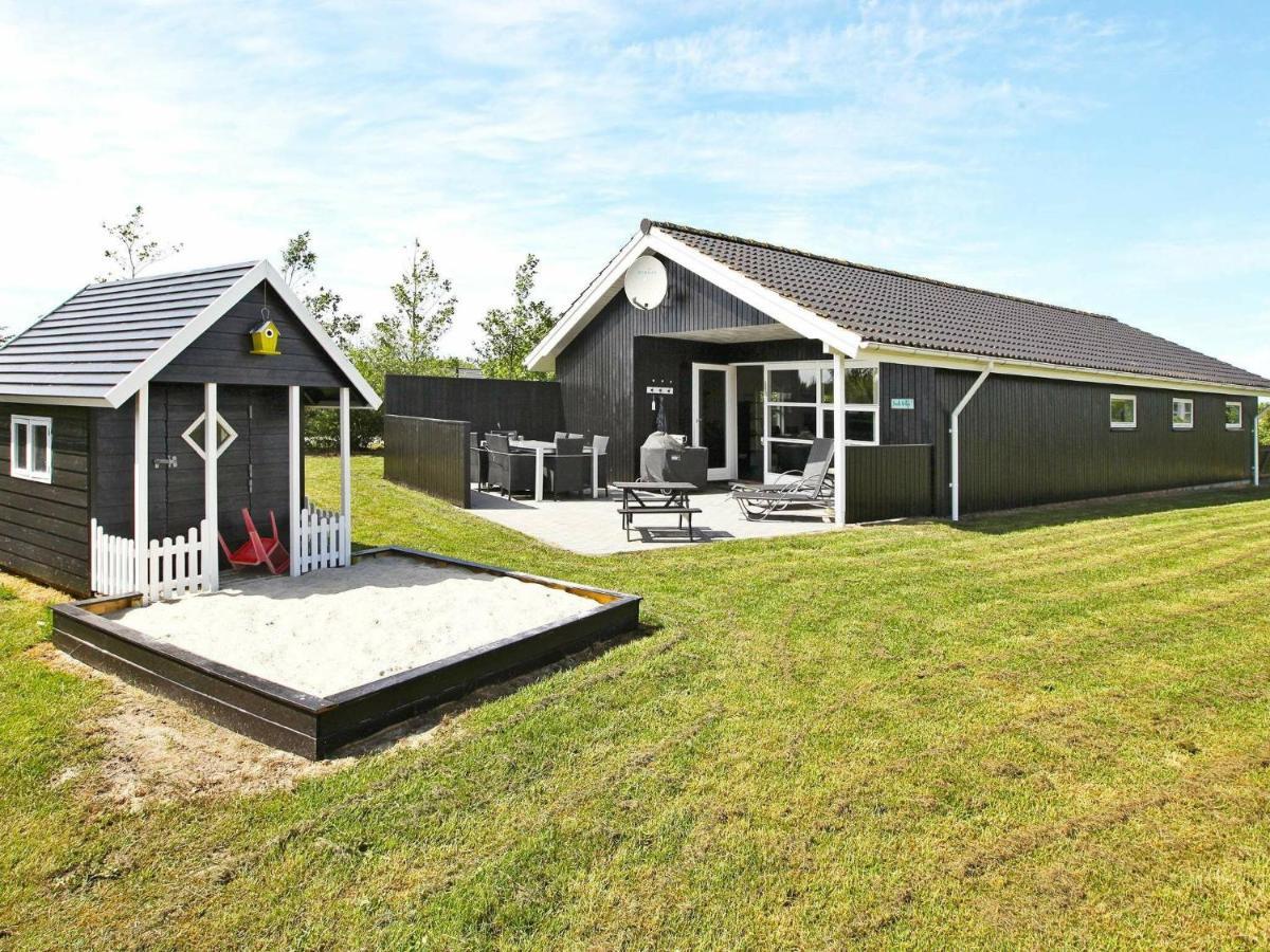 Holiday Home Lyngvej IV Fjerbæk Exteriör bild